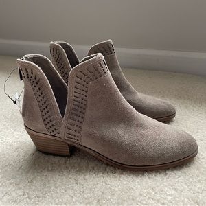 Vince Camuto tan suede boots